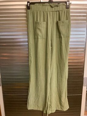 Gauzy wide legged pants